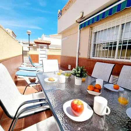 Elegant Just 7 Minutes From The Beaches Of 3* Torrevieja