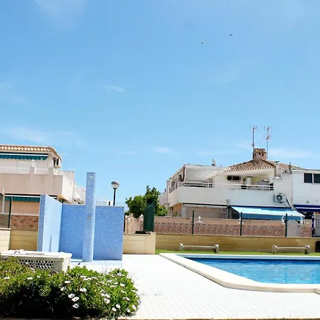 Elegant Just 7 Minutes From The Beaches Of 3* טורבייחה
