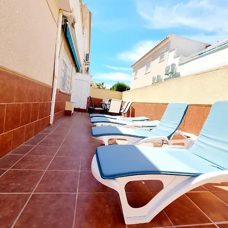 Elegant Just 7 Minutes From The Beaches Of בית הארחה 3*