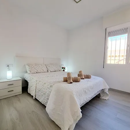 בית הארחה Elegant Just 7 Minutes From The Beaches Of טורבייחה
