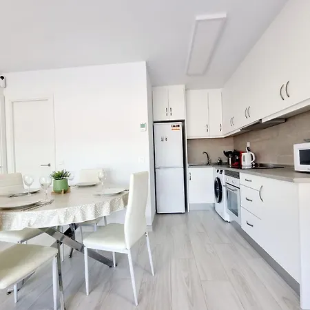 בית הארחה Elegant Just 7 Minutes From The Beaches Of 3*